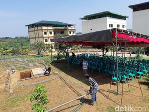 Ini Liang Lahad Ustaz Arifin Ilham di Az Zikra Gunung Sindur