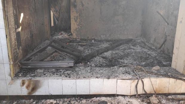 Pos Polisi Sabang terbakar
