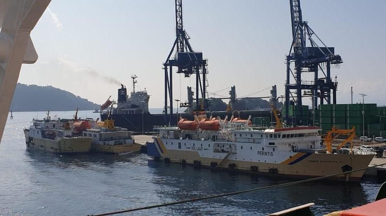 Jelang Arus Mudik, Kemenhub Cek Kelaikan Kapal di Pelabuhan Jayapura Jelang Arus Mudik, Kemenhub Cek Kelaikan Kapal di Pelabuhan Jayapura