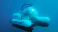Penumpang nantinya akan menyelam dengan kedalaman maksimal 30 meter dengan pemandangan 180 derajat hamparan bawah laut Great Barrier Reer yang menawan. (dok ScUber Queensland)