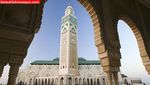 Megahnya Masjid Hasan II yang Berdiri di Atas Samudera Atlantik