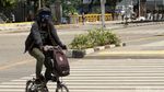 Efek Gas Air Mata Masih Terasa di Sekitar Bawaslu