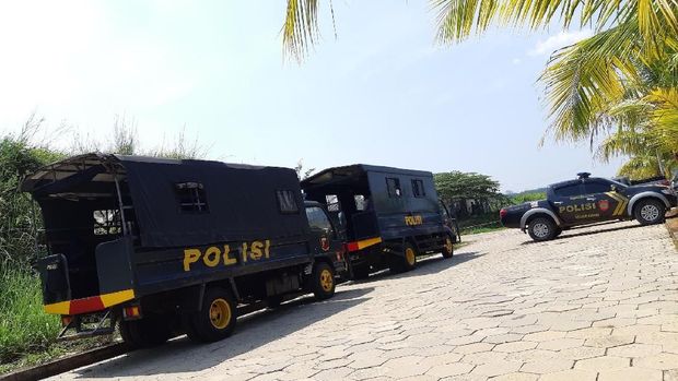 Pengamanan Jelang Pemakaman Ustaz Arifin Ilham