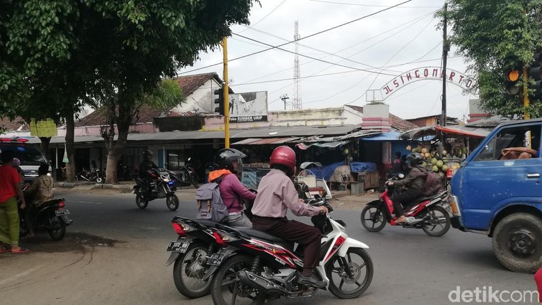 Ingat, Dua Pasar Tumpah di Pasuruan Ini Kerap Macet Saat Arus Mudik Ingat, Dua Pasar Tumpah di Pasuruan Ini Kerap Macet Saat Arus Mudik