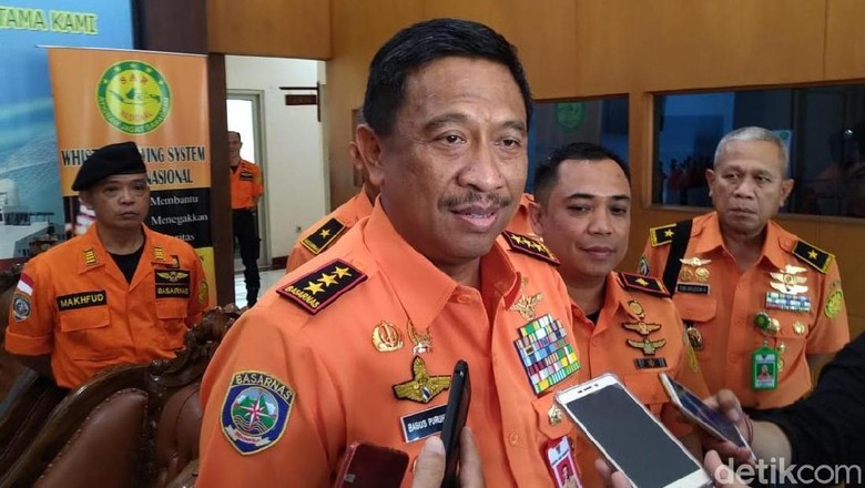 Basarnas Siagakan Posko dan Helikopter di Tol Jawa Tengah Basarnas Siagakan Posko dan Helikopter di Tol Jawa Tengah