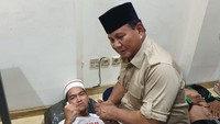Lewat video yang diunggah di Twitter, Prabowo Subianto juga sempat menyampaikan pesan kepada seluruh peserta aksi 22 Mei. Prabowo meminta para pendukungnya percaya pada perjuangan yang sesuai konstitusi. (Foto: Facebook Dahnil Anzar Simanjuntak)