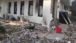 Penampakan Gedung Bawaslu Gosong-Bolong Pasca Kerusuhan 22 Mei