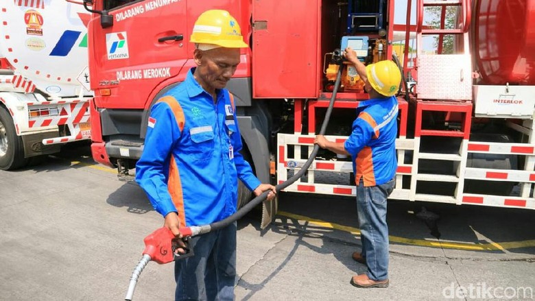 Pertamina Pastikan Stok BBM di Wilayah 3 Cirebon Saat Mudik Aman Pertamina Pastikan Stok BBM di Wilayah 3 Cirebon Saat Mudik Aman