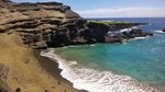 Foto: Pasir Pantai Kok Warnanya Hijau?