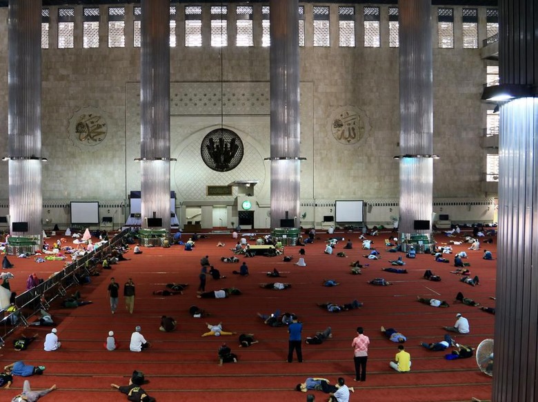 6 Rekomendasi Masjid Iktikaf yang Nyaman Bareng Keluarga 6 Rekomendasi Masjid Iktikaf yang Nyaman Bareng Keluarga