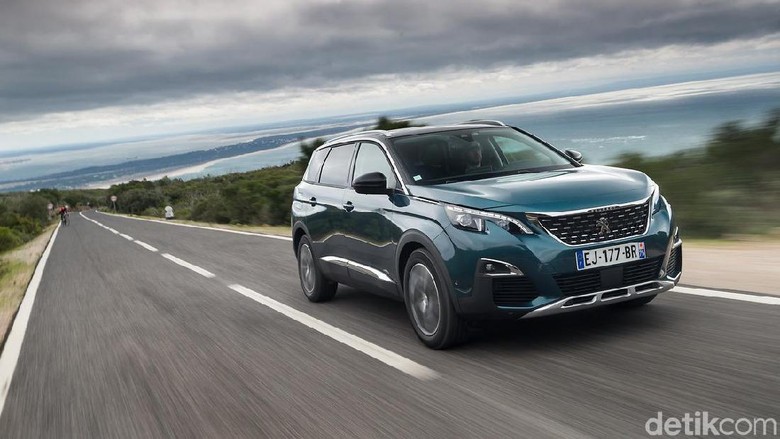 Peugeot 5008 Foto: Peugeot Peugeot 5008 Foto: Peugeot