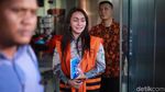 Senyum Lebar Bupati Talaud dengan Rompi KPK