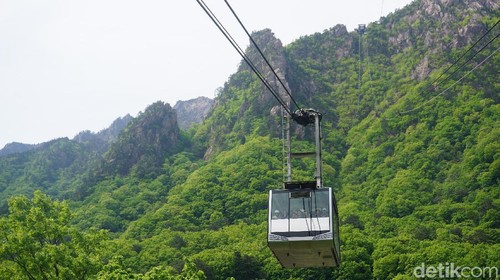 Kereta Gantung Gunung Seorak