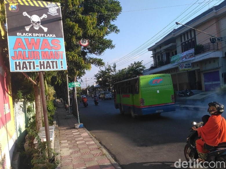 Dear Pemudik, Ini Titik Rawan Macet dan Kecelakaan di Situbondo Dear Pemudik, Ini Titik Rawan Macet dan Kecelakaan di Situbondo