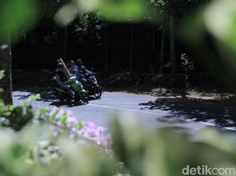 Jalur Cijapati Digunakan saat Terjadi Antrean di Exit Tol Cileunyi