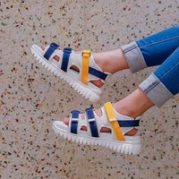 Jika mencari sepatu sandal yang lebih sporty dapat melirik opsi Chiel Shoes berikut ini. Moris cocok dipadukan dengan busana yang lebih kasual. Foto: Instagram