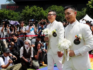 Taiwan Gelar Pernikahan Sesama Jenis Pertama di Asia