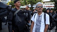 Aksi damai ini diharapkan mampu membawa perdamaian dan persatuan bagi seluruh rakyat Indonesia.