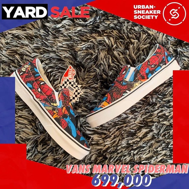 Selain sneakers, adapun ragam sepatu lain seperti slip on. Vans Marvel Spiderman ini dijual Rp 699 ribu. Foto: Instagram