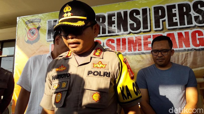Polisi Tangkap Penyiar Radio Penyebar Hoaks Aparat Keparat