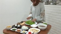 Saat ikut audisi MasterChef Indonesia yang pertama, Mama Lita buat selada khas Banjar yang unik dan menarik. Foto: Instagram @litapratama