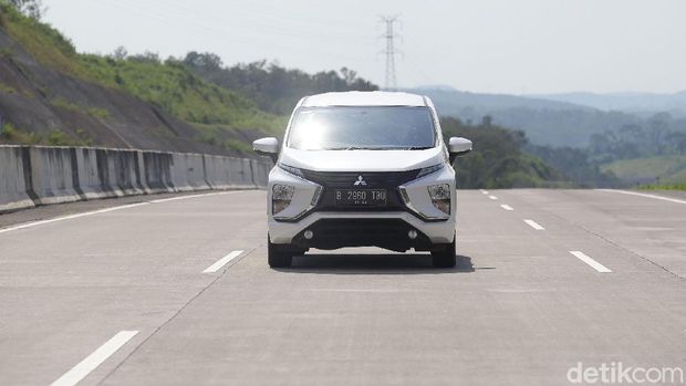 Hari Kedua Xpedisi Xpander Digoda Pemandangan  Indah Tol  