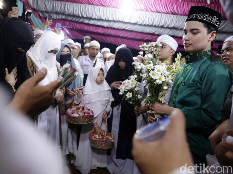 Arifin Ilham Meninggal di Malam Nuzulul Quran, Alvin: Allah Sudah Berkehendak Arifin Ilham Meninggal di Malam Nuzulul Quran, Alvin: Allah Sudah Berkehendak
