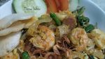 Gurih Kenyal Kwetiau Goreng Komplet Buat Sahur