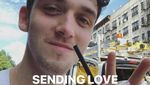Batal Konser di Jakarta, Ini Gaya Lauv Saat Santap Sereal dan Milkshake