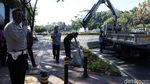 Lalin di Gatsu yang Mengarah ke Gedung DPR Masih Ditutup