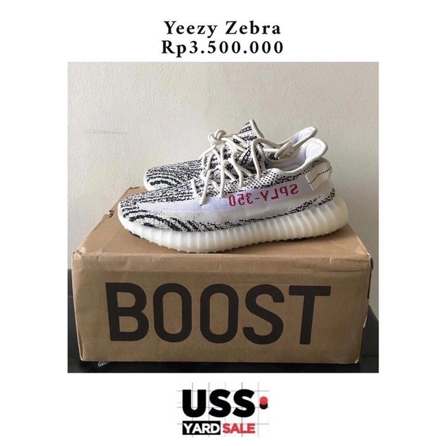 Sedangkan Yeezy Zebra dapat dimiliki dengan Rp 3,5 jutaan. Bagi 200 pengunjung pertama yang menggunakan debit Mandiri, bisa dapat potongan Rp 500 ribu lagi. Foto: Instagram