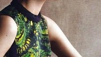 Sudah mirip es krim belum? Gelombang pada rambut model ini mirip es krim cone yang lembut membelai lidah.  Foto: istimewa
