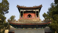 Minaretnya pun unik berbentuk seperti pagoda 2 lantai. Di sinilah Muadzin mengumandangkan adzan tanpa mikrofon. (iStock)