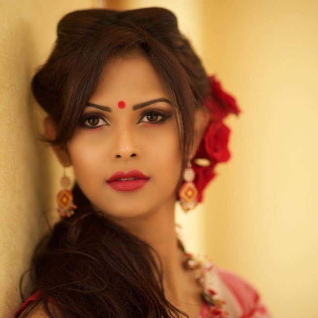 Maksuda mengatakan lagi bahwa dari ratusan pesan yang ia terima setiap minggu membuatnya takut menggunakan media sosial, terlebih untuk kedua buah hatinya. Foto: Dok. Instagram