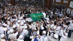Bidadari, Para Tokoh dan Ribuan Orang di Pemakaman Ustaz Arifin Ilham