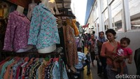 Aktivitas niaga di kawasan Tanah Abang kembali aktif pasca Aksi 22 Mei.