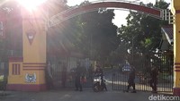 Hingga kini polisi masih melakukan penyelidikan terkait penembakan pos penjagaan di Mako Brimob Kompi 3 Batalyon B Watumas, Purwokerto, Jateng, tersebut.