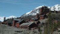 Kennecott dulunya adalah kamp penambangan pusat yang menghubungkan beberapa tambang tembaga di dekatnya. Istimewa/Dok. Boredpanda.