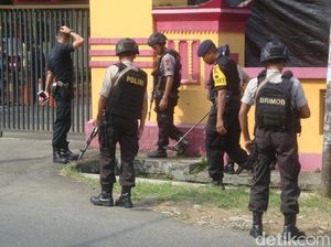 Polisi Olah TKP di Mako Brimob Purwokerto yang Diserang Tembakan