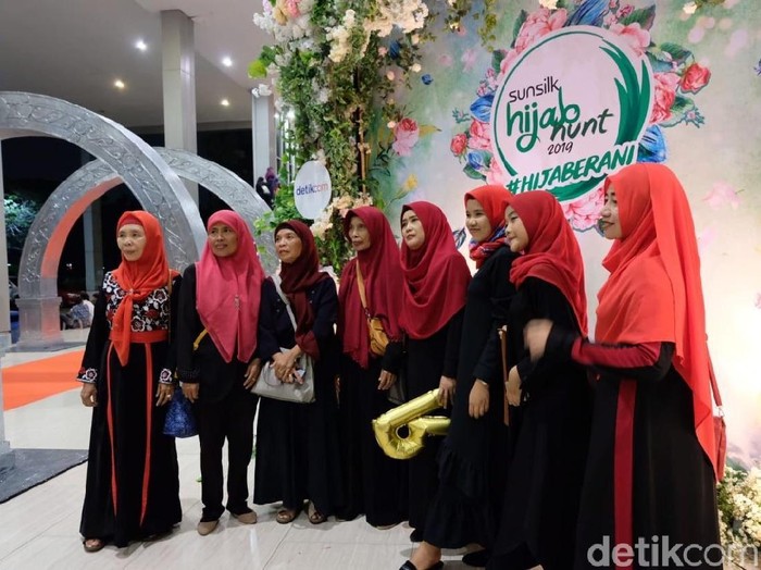 Suporter finalis Sunsilk Hijab Hunt 2019. Foto: Anggi/Detikcom Suporter finalis Sunsilk Hijab Hunt 2019. Foto: Anggi/Detikcom
