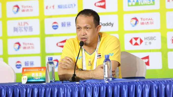 Pelatih kepala Thailand Rexy Mainaky menilai timnya masih banyak pekerjaan rumah. (Foto: dok. Piala Sudirman) Pelatih kepala Thailand Rexy Mainaky menilai timnya masih banyak pekerjaan rumah. (Foto: dok. Piala Sudirman)