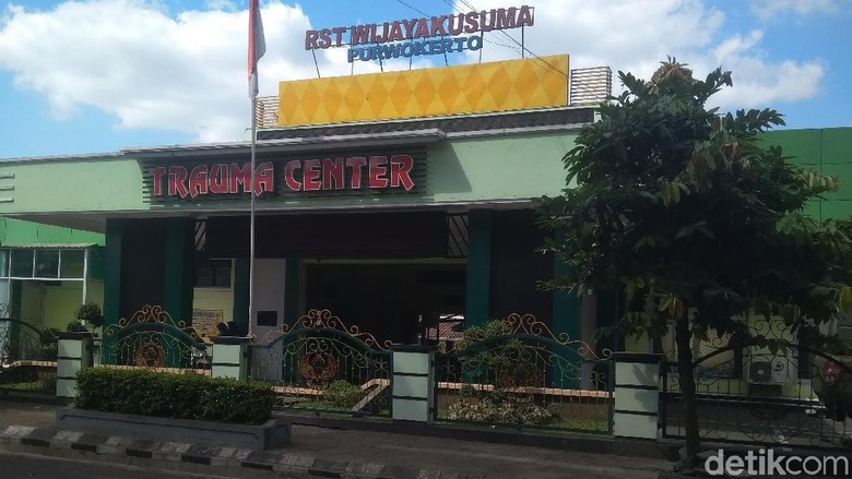 Bripka Imam Santoso Mendapat Sejumlah Jahitan di Kepala Bripka Imam Santoso Mendapat Sejumlah Jahitan di Kepala