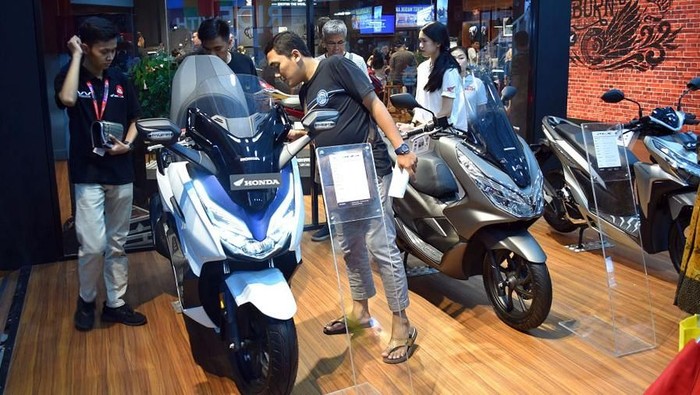 Main Dealer sepeda motor Honda Jakarta Tangerang, PT. Wahana Makmur Sejati (WMS) kembali ramaikan pameran JFK 2019. Aneka motor andalan Honda dipamerkan di sana