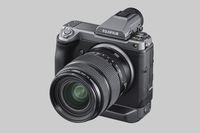 fujifilm 102 megapixel camera