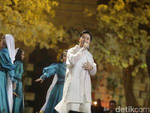 Vidi Aldiano Tutup Sunsilk Hijab Hunt 2019 dengan Lagu Definisi Bahagia