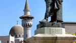 Melacak Jejak Islam di Tanah Kelahiran Drakula