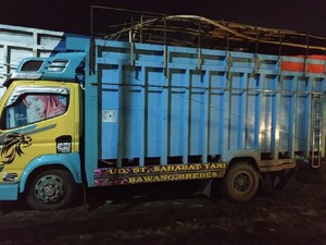 Truk Sayur Kol Dibongkar, Isinya 35 Bungkus Sabu-sabu