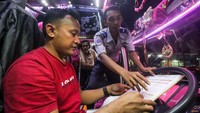 Hal itu untuk menghindari kemacetan dan lonjakan harga tiket menjelang Lebaran 2019. 