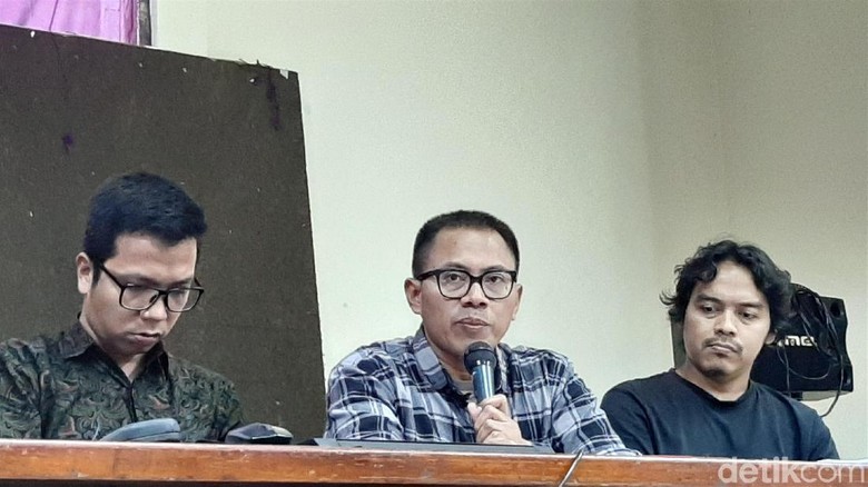 AJI: Sekitar 20 Wartawan Jadi Korban Kekerasan Rusuh 21-22 Mei AJI: Sekitar 20 Wartawan Jadi Korban Kekerasan Rusuh 21-22 Mei