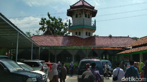 Masjid Pangeran Purbaya, Tegal, Minggu (26/5/2019).
